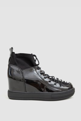 Туфлі-снікерси жіночі лакові, колір чорний, 131RA80-1 131RA80-1 фото